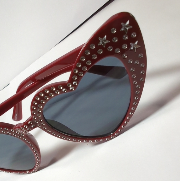 💗Heart Shape Sunglasses With Rhinestones Bling Bubbly Burgundy - Picture 5 of 15